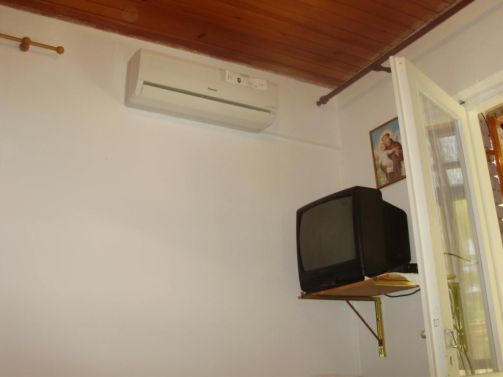 Apartments Draga Жаборич Стая снимка